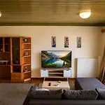 Thalia's Mountain View Apartament *