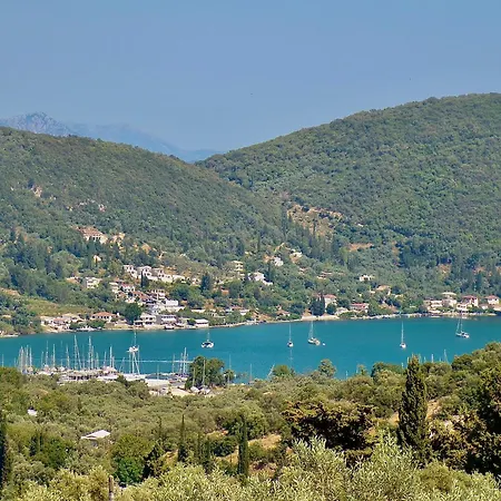 Thalia's Mountain View Apartment