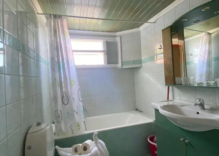 Thalia's Mountain View