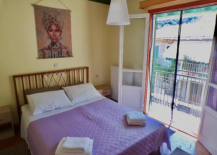 Thalia's Mountain View *